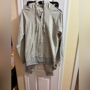 I’m selling Love To Lough Jacket and pants girl age 10 to 12